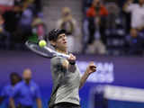 Tennis-Sinner beats Medvedev in seesawing US Open quarter-final