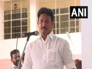 "Such events will not happen in Tamil Nadu again": Education Minister Anbil Mahesh on row over spiritual session at Chennai school