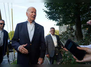 Biden speak to reporters in Rehoboth Beach, Delaware