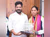 Telangana CM Revanth Reddy felicitates Paralympic bronze medalist Deepthi Jeevanji