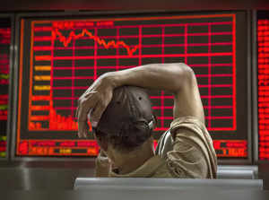 China Stock Markets Remain Volatile Amid Economy Fears