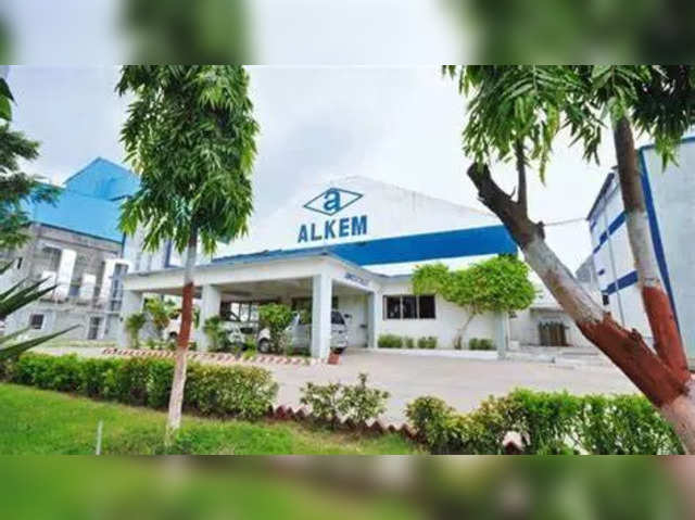 Alkem Laboratories | New 52-week of high: Rs 6,421.8 | CMP: Rs 6,333.7.