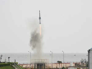 India tests Vertical Launch Short Range Surface-to-Air Missile