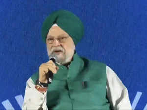 "Jinnah like mentality," Minister Hardeep Puri accuses Rahul Gandhi of crossing limit for "political interest"