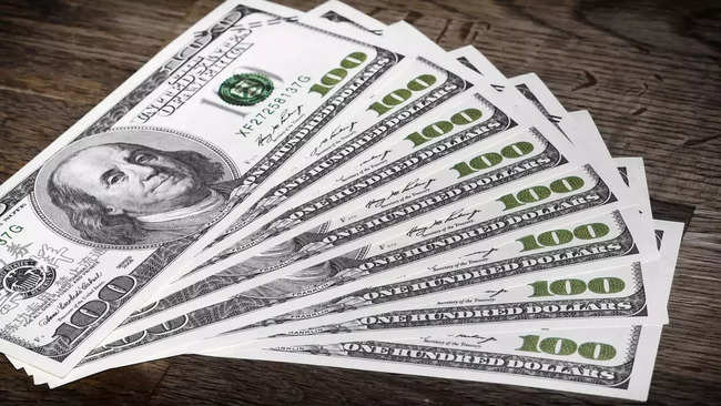 Dollar catches footing ahead of Fed