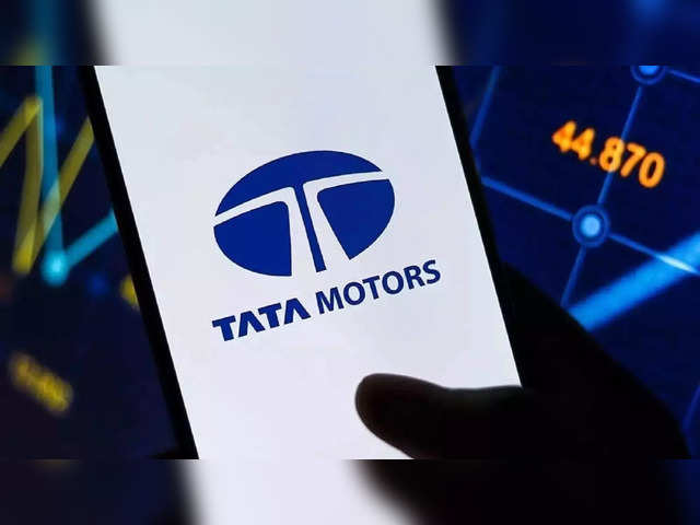 Sell Tata Motors at Rs 959