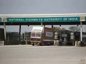 NHAI awards TOT Bundle 16 to Highway Infrastructure Trust for Rs 6,661 crore