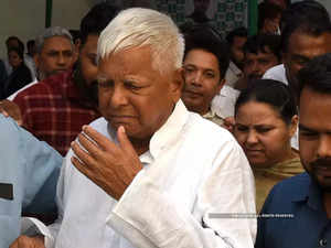 MHA okays Lalu's prosecution in land-for-jobs case