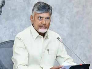 Andhra CM Chandrababu Naidu expresses shock over Chitoor bus accident