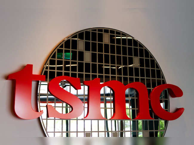 AI boom reshapes Wall Street as TSMC joins trillion-dollar club