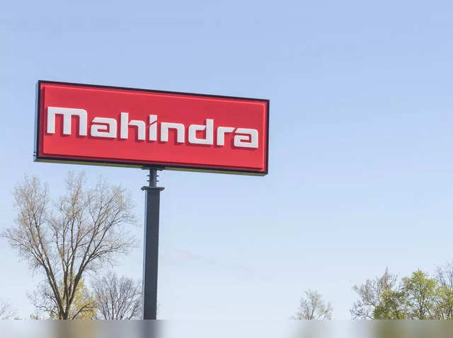 Mahindra & Mahindra  | New 52-week high: Rs 3,098| CMP: Rs 3,073.25