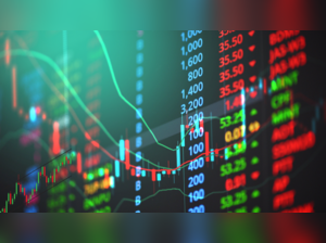 20 equity mutual funds offer over 35% SIP return in both three and five years