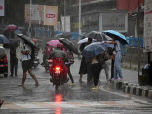 Maharashtra rain: IMD issues 'red alert' for Mumbai till tomorrow