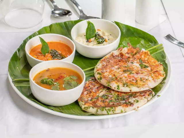 ​Onion Uttapam​