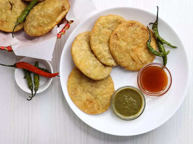 ​Pyaz Kachori​