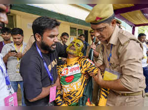 Kanpur: A Bangladeshi supporter after he was heckled by miscreants during the fi...