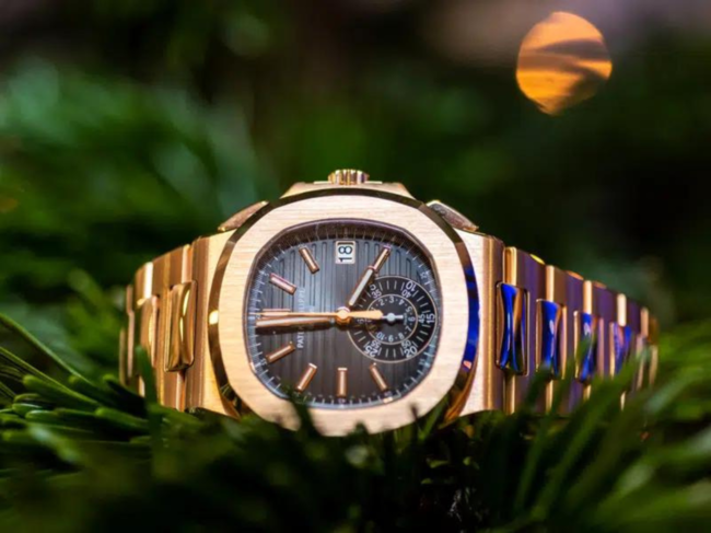 luxury Gold Watch