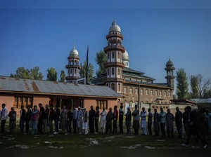 Indian-controlled Kashmir votes in final phase of polls to elect local government