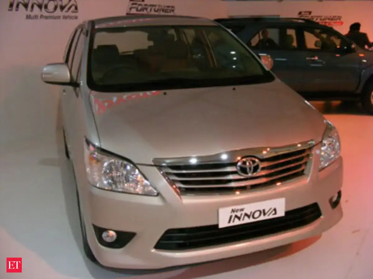 Toyota Innova facelift unveiled! - Toyota Innova facelift unveiled ...