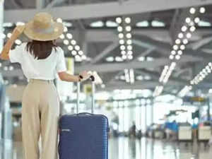 ICICI Bank and MakeMyTrip launch a co-branded credit card for travel enthusiasts