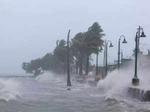 Hurricane Kirk tracker path