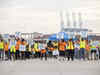 Port union agrees to suspend strike