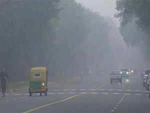 Pollution levels in Delhi rise up; 166 AQI recorded in 24 hours