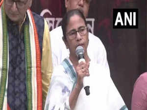 CM Mamata Banerjee welcomes Centre's decision to grant classical language status to Bengali