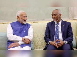 PM Narendra Modi and President Muizzu (file photo)