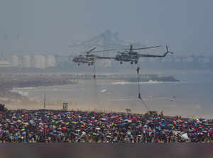 IAF air show: Ambulances stuck in traffic snarl, teaming crowds face difficulty in commuting home; two dead