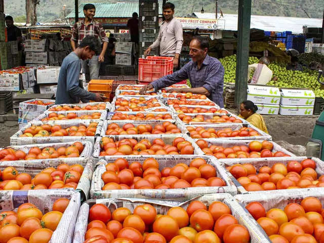 Tomato supply chain disruptions across India