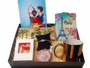 Exquisite Karwa Chauth Gifts for Wife Under 3000