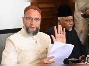 Owaisi wants CM to rethink Musi riverfront project