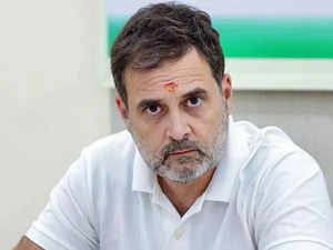 'Complete Collapse of law and order in Maharashtra': Rahul Gandhi mourns Baba Siddique's Death