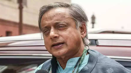 'Scorpion' remark against PM Modi: SC extends stay on defamation proceedings against Congress MP Shashi Tharoor in trial court