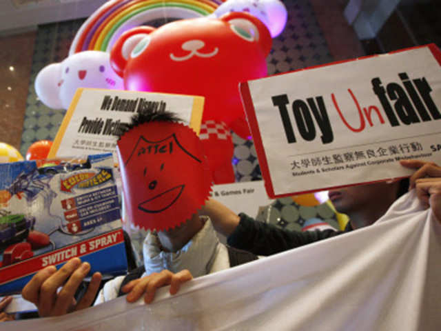 Protest against labour conditions in toy factory