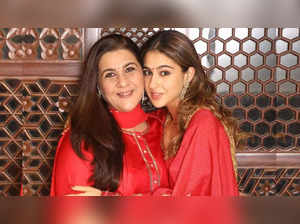 sara_ali_khan_amrita_singh-sixteen_nine