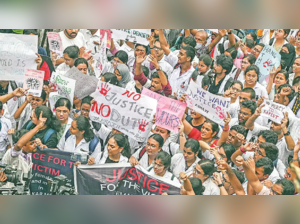 RG Kar issue: Junior doctors' hunger strike enters 10th day, another protesting medic hospitalised