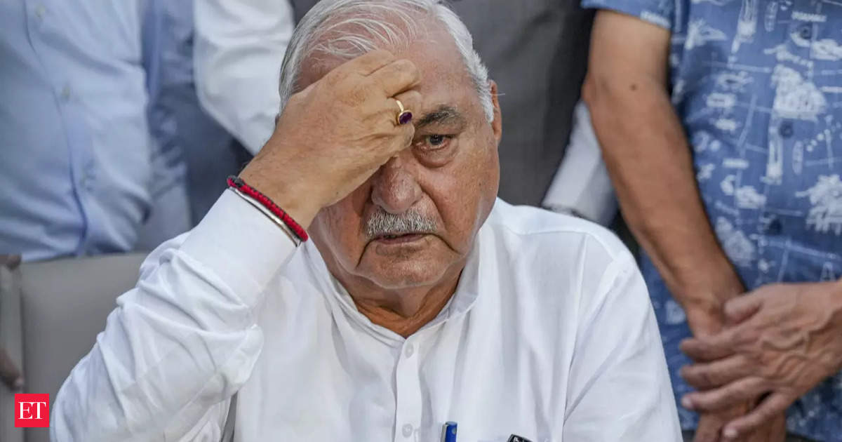 Hooda camp’s show of strength before CLP meeting