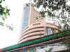 Fry-day! Infosys, HDFC Bank drag Sensex over 550 pts lower, Nifty slides below 24,600