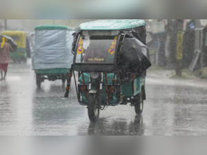 Met office warns of severe rainfall in coastal areas of Bengal, Odisha