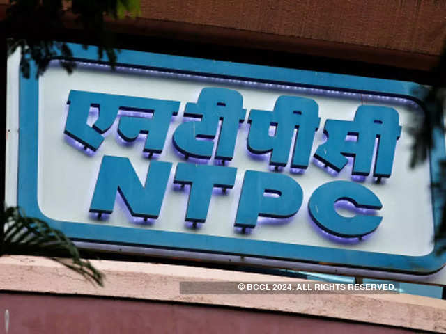 Buy NTPC | CMP: Rs 425 | Target: Rs 590 | Stop Loss: Rs 360 | Upside Potential: 39%