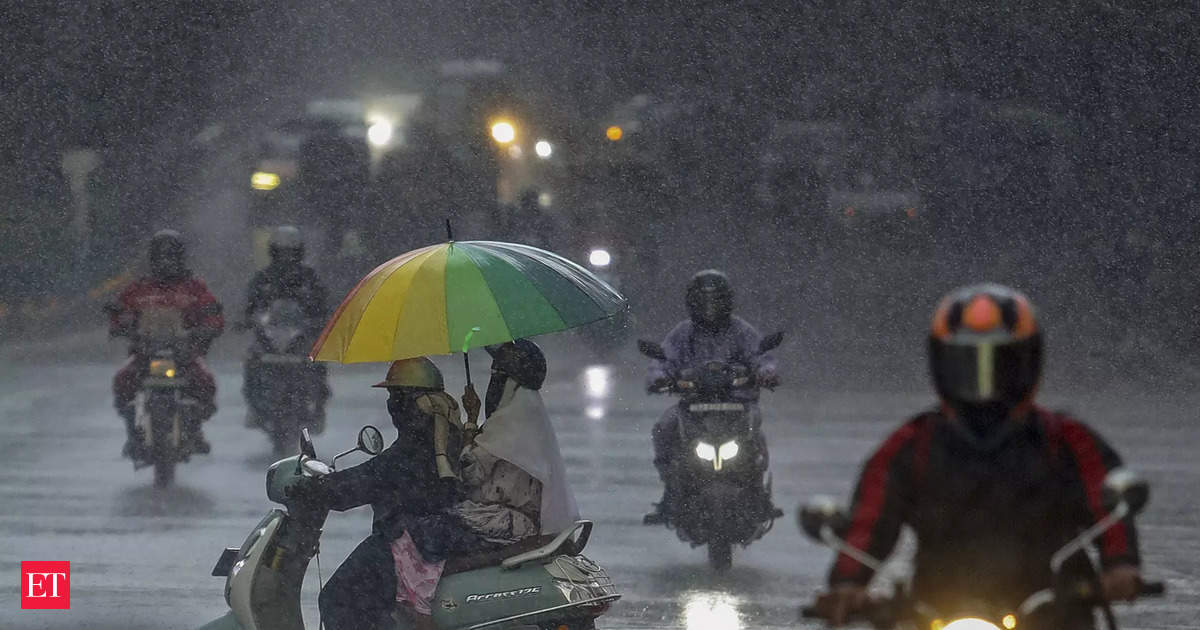 bengaluru building collapse: Bengaluru Rains: One dead, many feared trapped after under-construction building collapses amid severe flooding