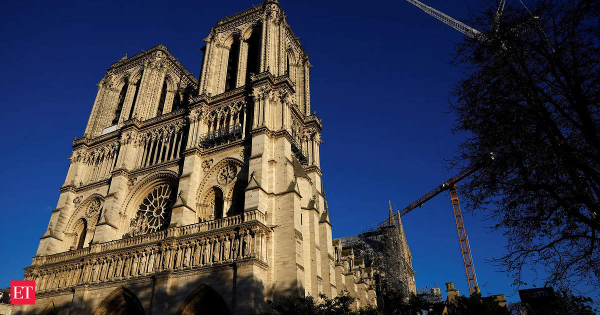 Calls to charge tourists to enter Paris’ Notre-Dame cathedral