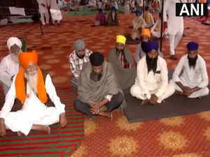 Punjab: Farmers continue their protest for second day, demand paddy procurement among others