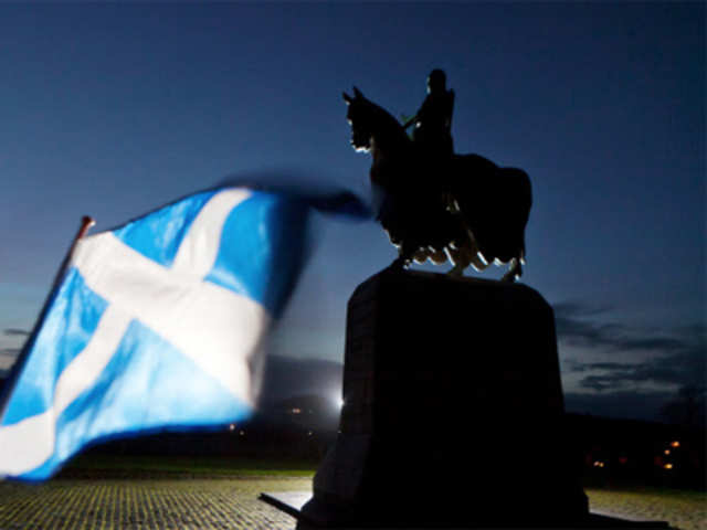 Scottish Government announces desire to hold an independence referendum in 2014