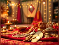 Gold prices rise by Rs 500 per 10 gm ahead of Dhanteras festivities