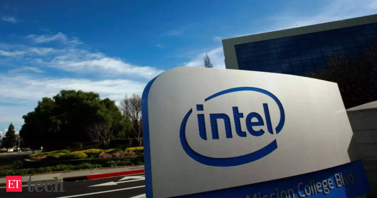 Intel set for big drop in quarterly revenue as chipmaker struggles to bounce back