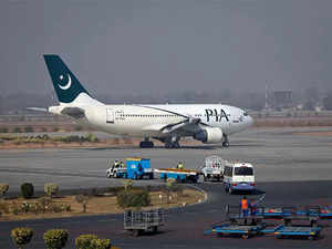 Final bidding for Pakistan International Airlines' privatization set for tomorrow