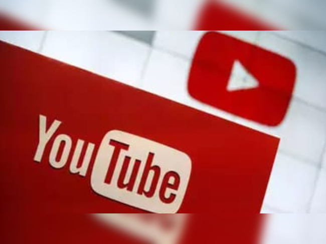 Kremlin says Google should lift its YouTube block on Russian broadcasters